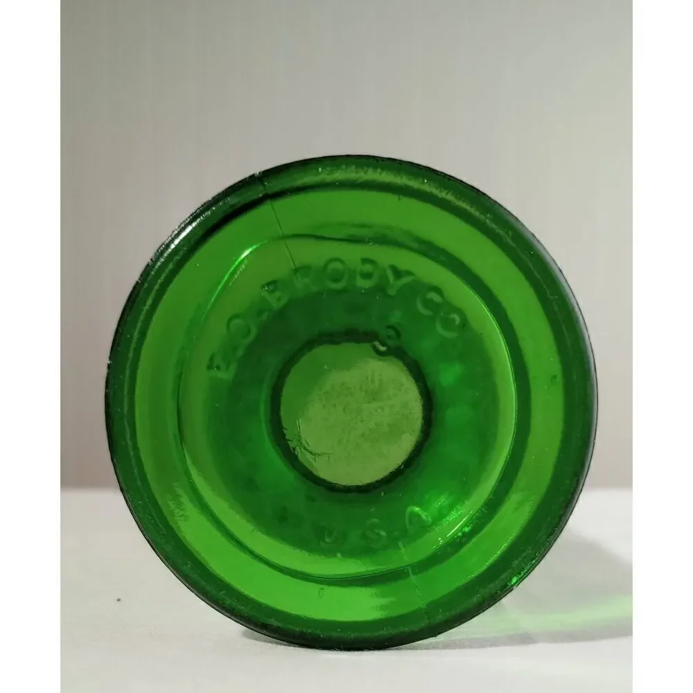 Vintage E.O Brody, green Emerald diamond cut tall vase